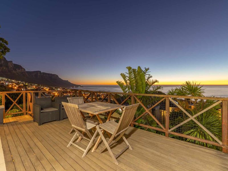 Spacious Family Home with Sea & Mountain Views in a Quite Camps Bay Cul-De-Sac - Photo 3