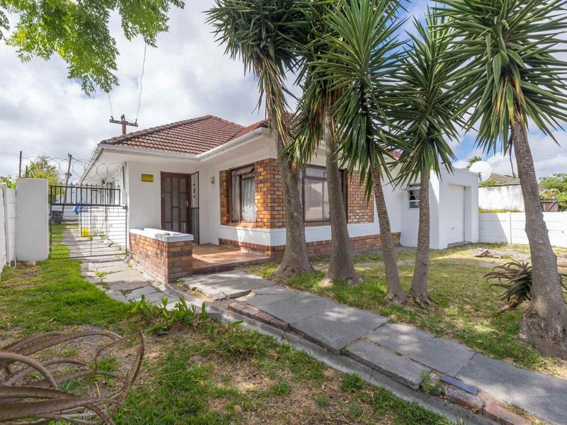 Family Home or Investment Property in Wynberg - Photo 2