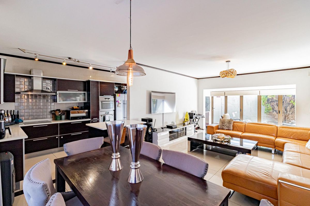 Spacious 3-Bedroom House Available for Sale - Photo 3