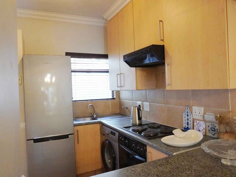 2 BED 1 BATH GARDEN APARTMENT MORNINGSIDE FOR SALE - Photo 10