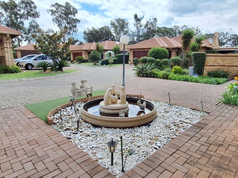 Retirement cluster - Photo 5