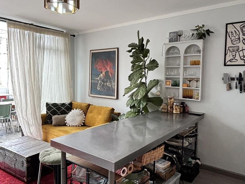 Stunning Four Seasons Apartment! - Photo 3