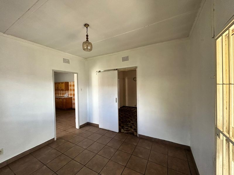 **Charming Family Retreat** - Photo 4