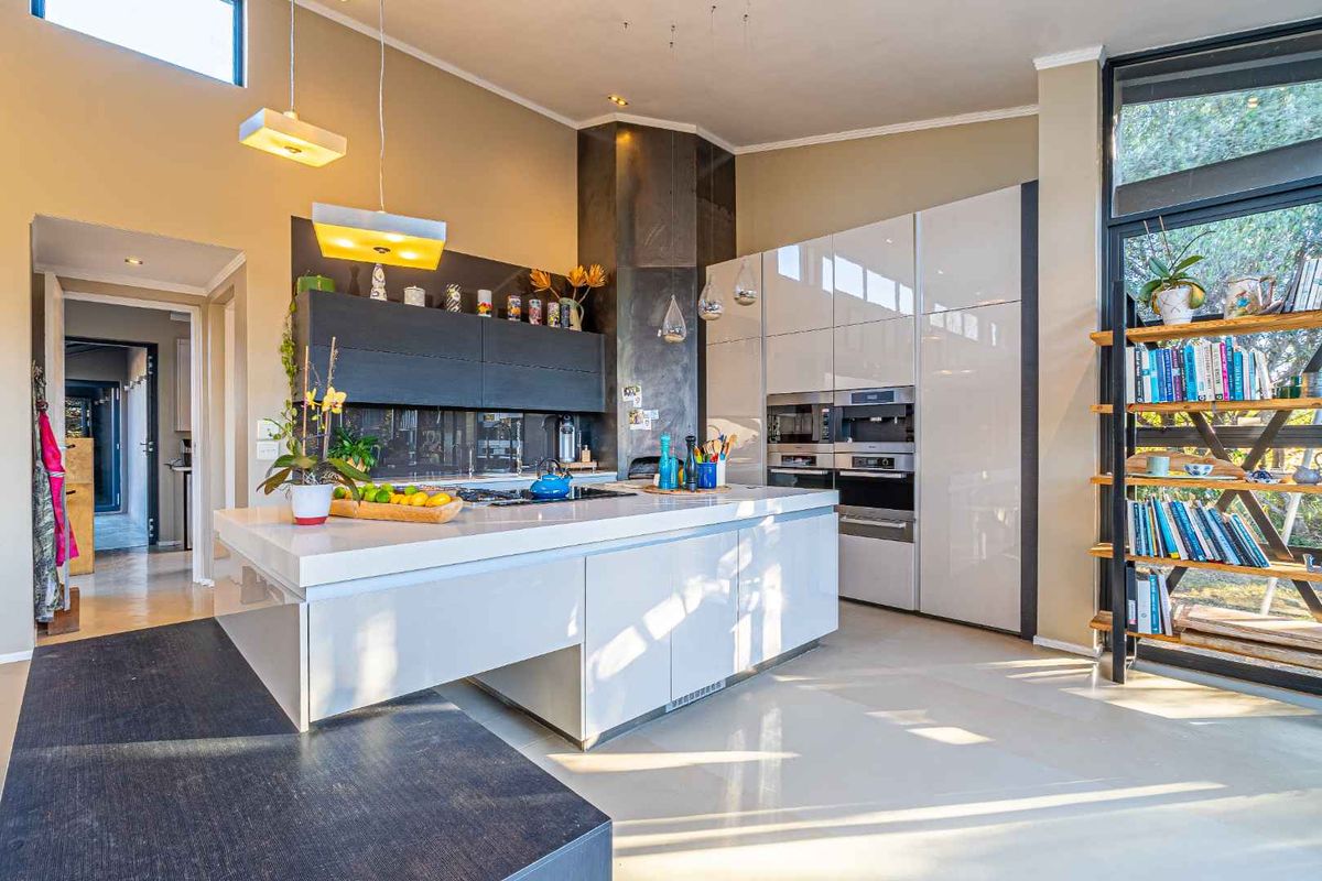 Family Retreat in Monaghan Farms - Photo 3