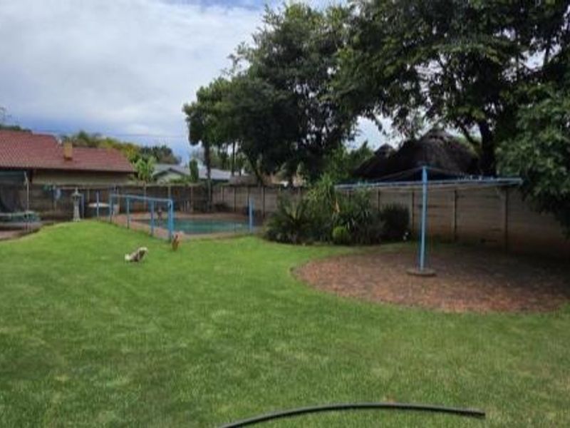 3 Bedroom House For Sale in Vanderbijlpark SE1 - Photo 9