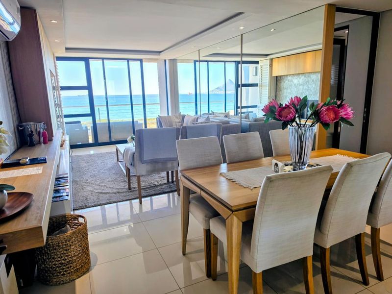 Apartment for sale in Exclusive Beachfront complex. - Photo 3