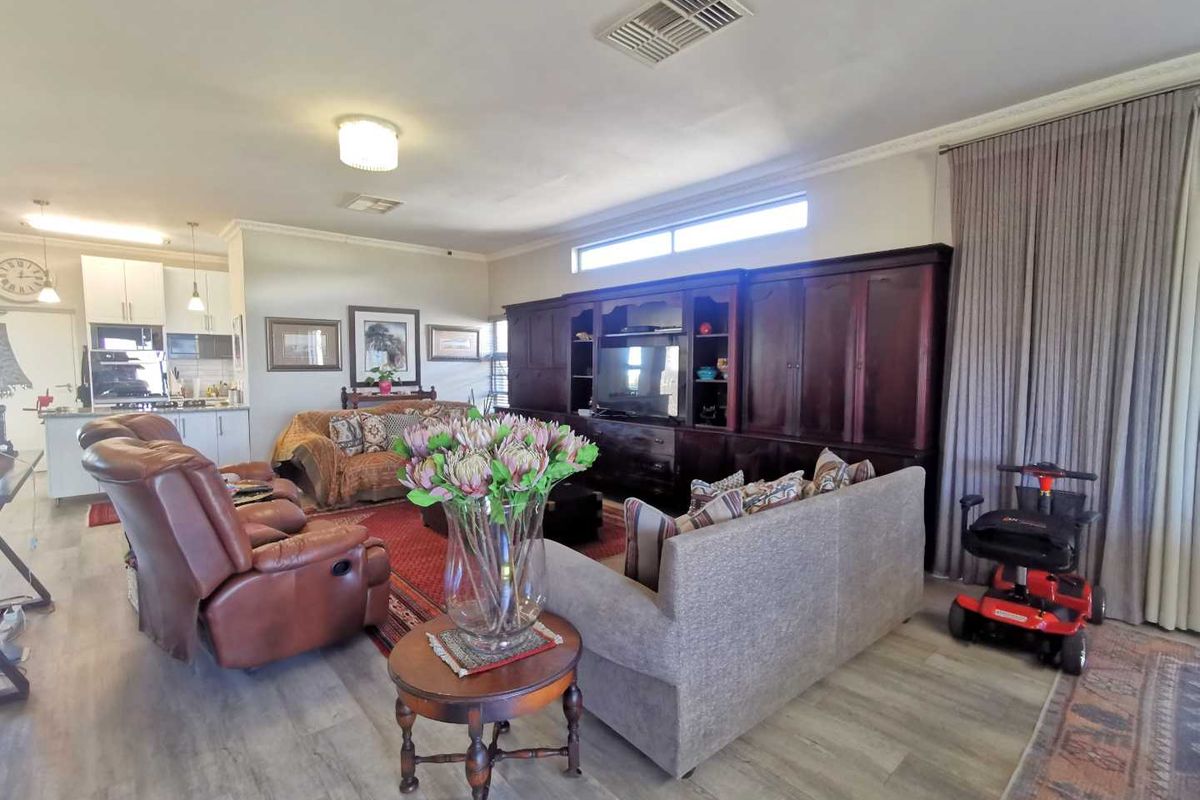 House for sale at Finkenstein Manor - Photo 3