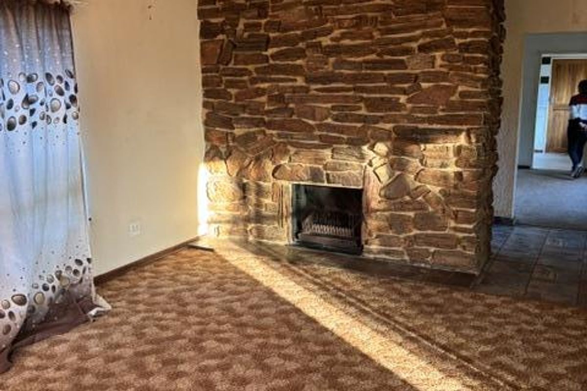 FAMILY HOME - Photo 4