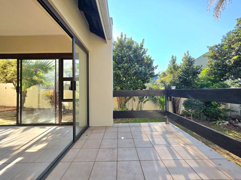 🌟 Stunning 3-Bedroom Family Home with Spacious Cottage & Beautiful Garden 🌟 - Photo 3