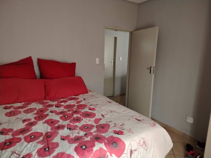 Your Tranquil Retreat with 24/7 Security! - Photo 10