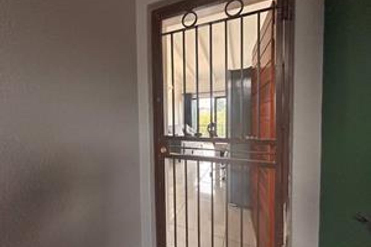 Elegant Apartment To Let in Honey Grove - Photo 5