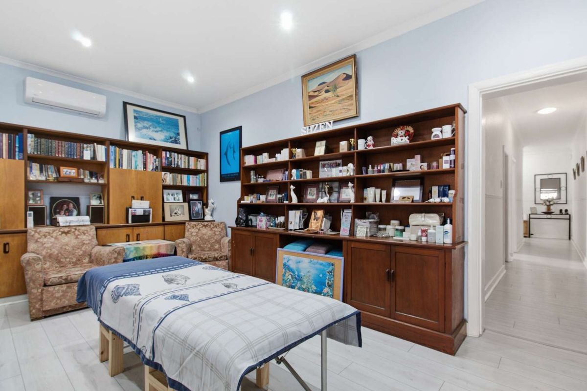 INVESTMENT BUYERS ONLY – URGENT SALE - Photo 5