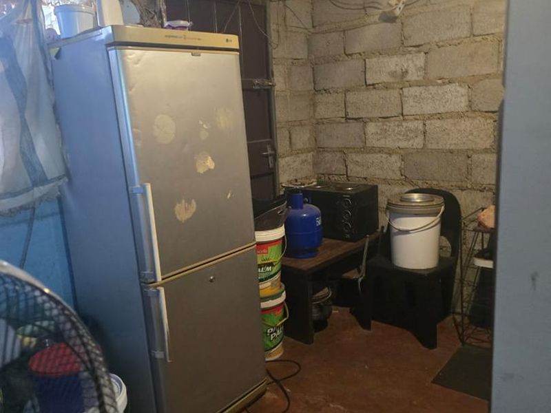 2 Bedroom House In Ivory Park Ext 10 - Photo 3