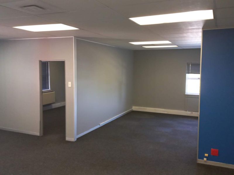 Office vacancy near Greenacres, available immediately! - Photo 8