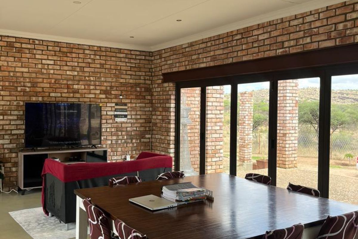 Priced to go - Photo 3