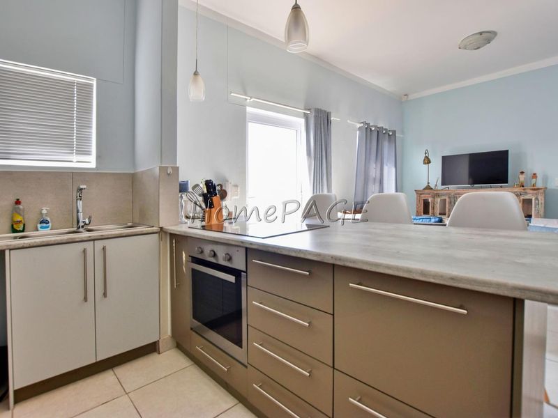 Central, Swakopmund:  GROUND FLOOR Unit in Heueschneider Platz for Sale - Photo 10