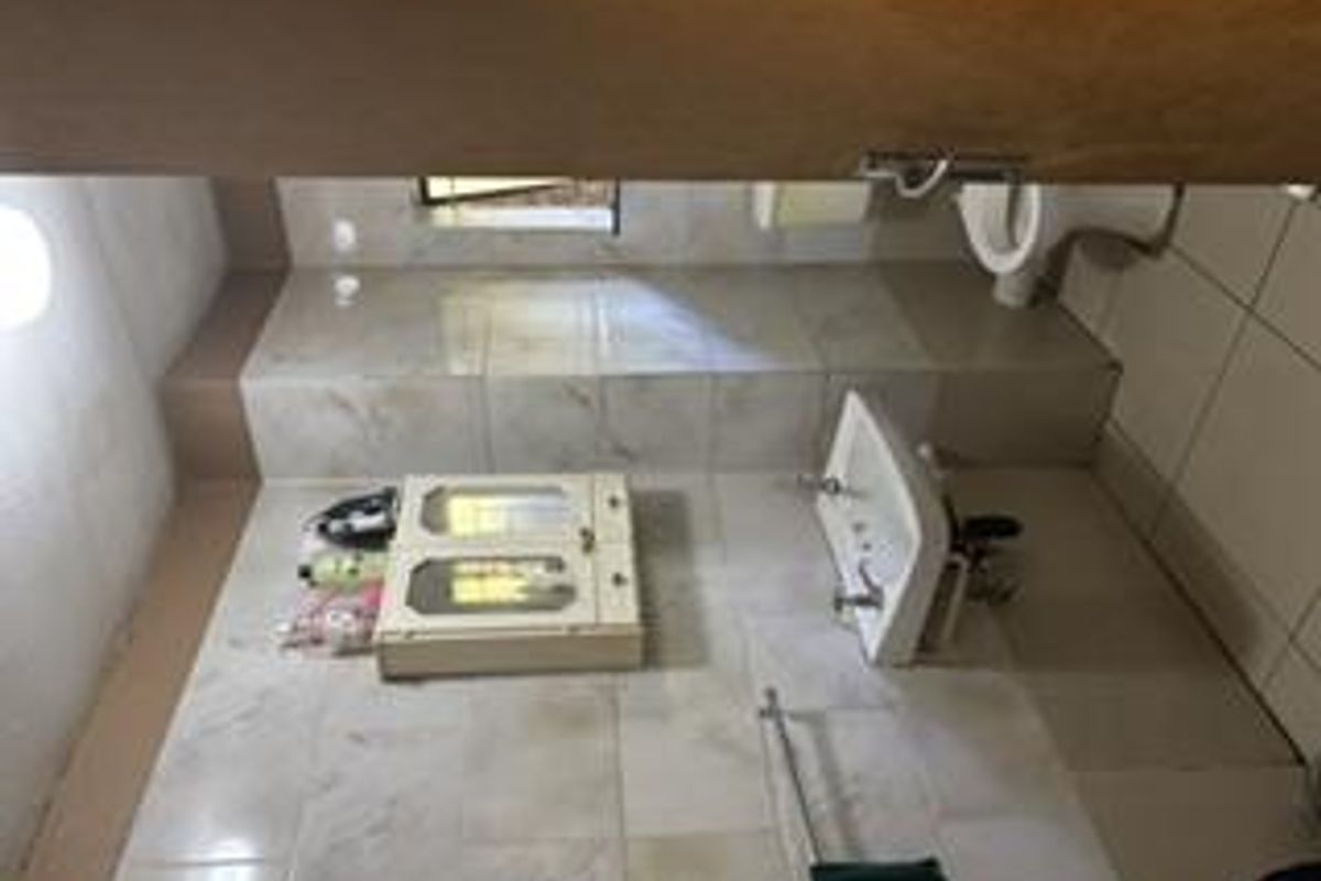 2 Bedroom duplex is now for sale in Upper Sunnyside. - Photo 3