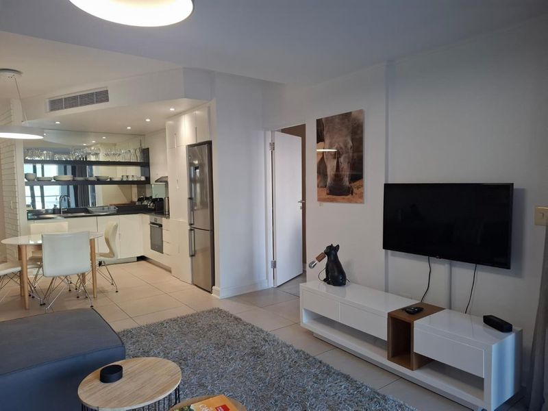 Stylishly furnished 2 bedroom apartment - Photo 4