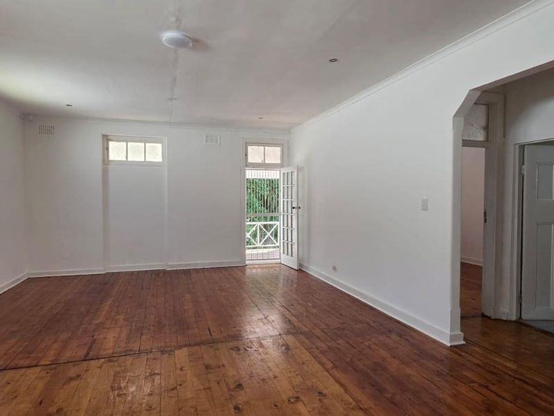Charming 3-bedroom, 2-bathroom home in Cato Manor - Photo 4