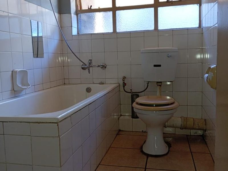 1 BEDROOM FLAT TO RENT IN PRETORIA WEST - Photo 9