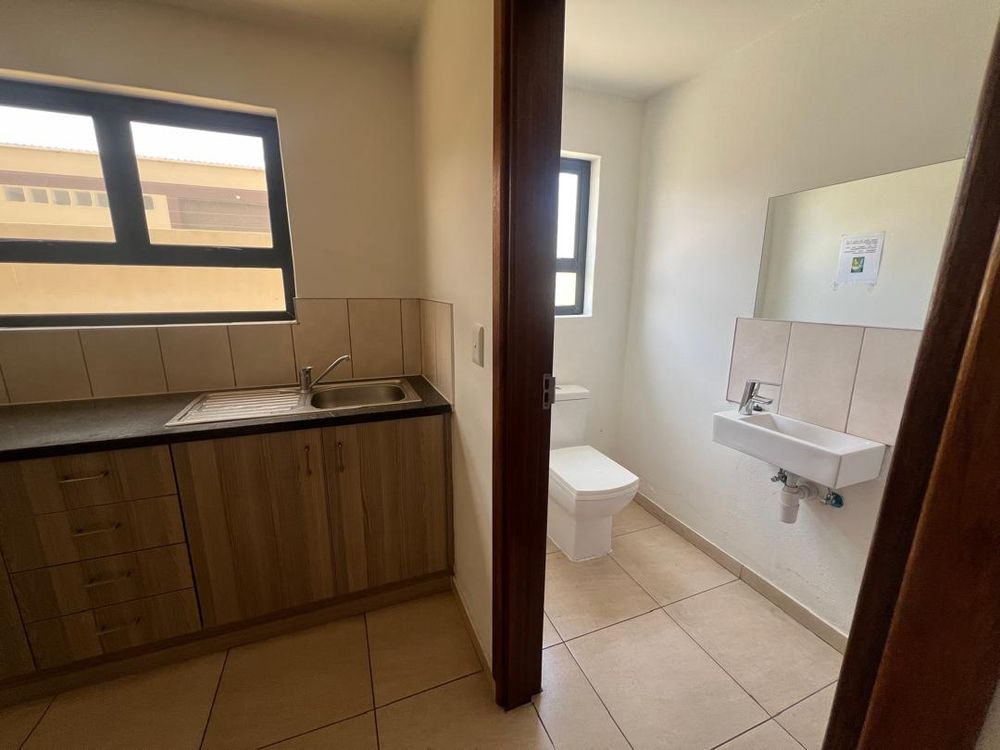 Showroom/warehouse break room with WC