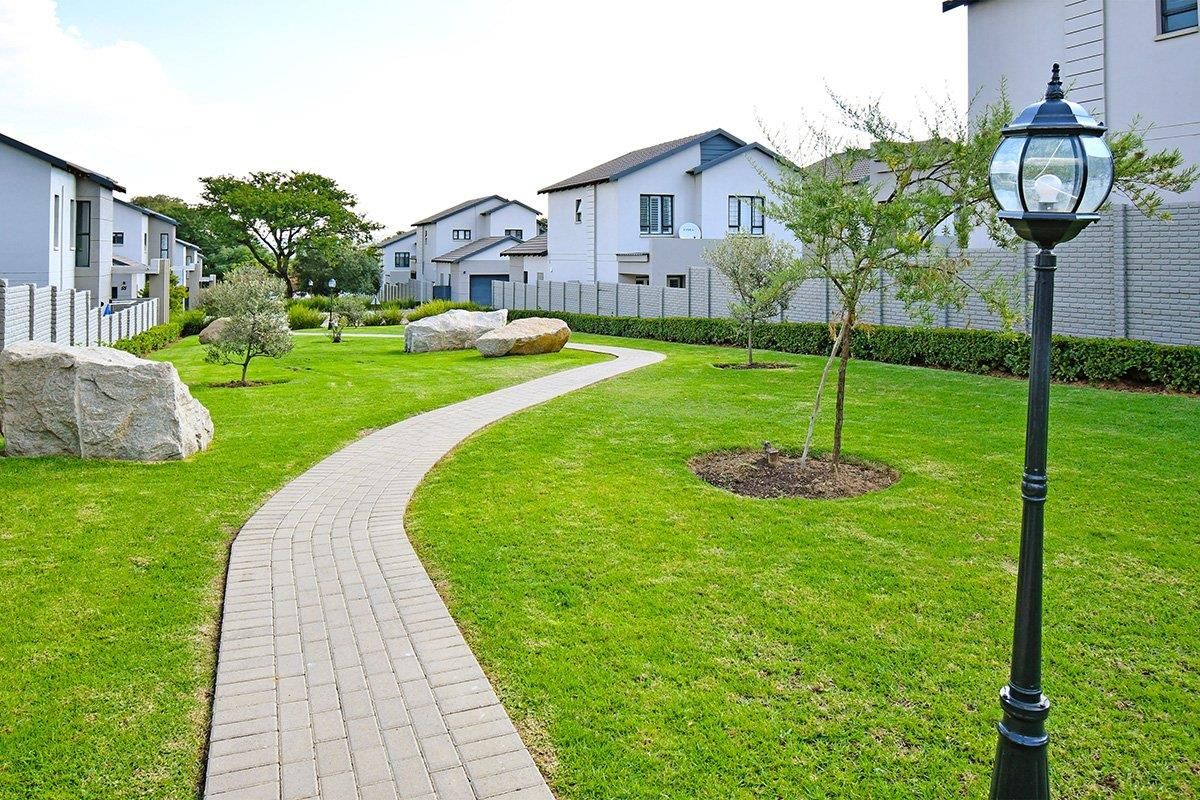 Pet-friendly Estate Living - Your dream home in Springwood! - Photo 3