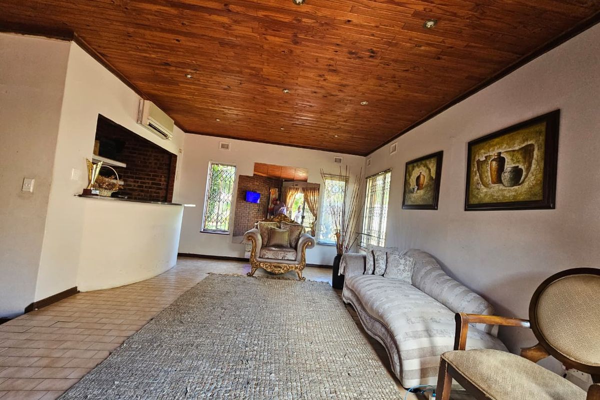 Spacious 3-Bedroom Home in Veld En Vlei, Richards Bay - Photo 5