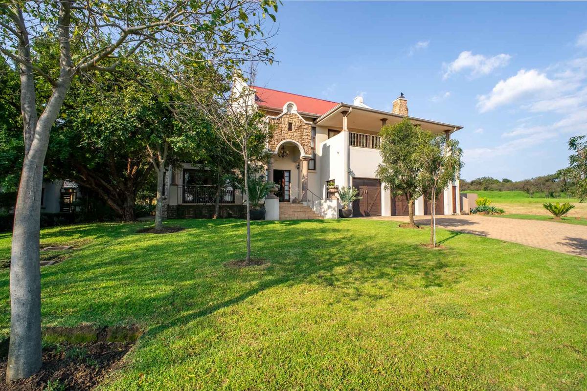 Timeless Luxury Meets Tranquil Living at Waterlake Farm - Photo 2