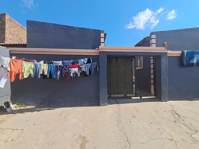 12 RENTED ROOMS IN IVORY PARK. - Photo 7