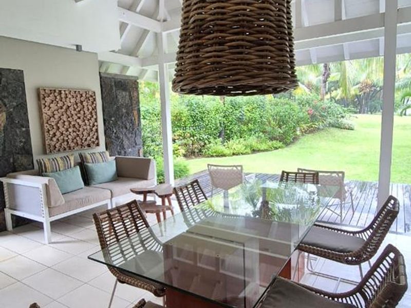 Your Private Paradise with Championship Golf Views. - Photo 2