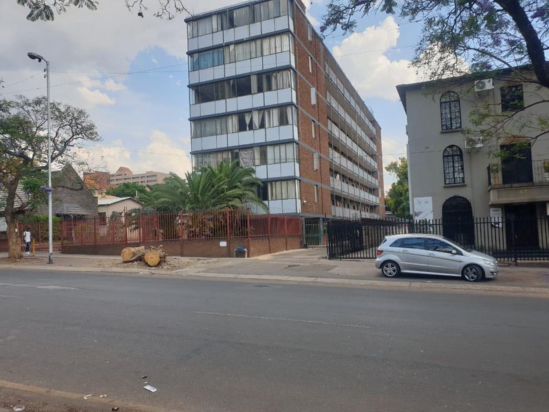 WHAT A GEM !! - Photo 2