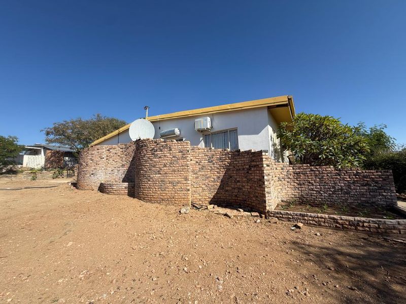 🔥 PRIME INVESTMENT OPPORTUNITY FOR SALE - BRAKWATER🔥 - Photo 1