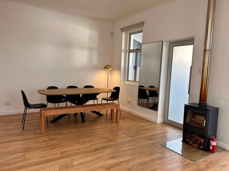 Elegant Victorian Luxury 2 bedroom/2,5 bathroom furnished cottage, Sea Point - Photo 5