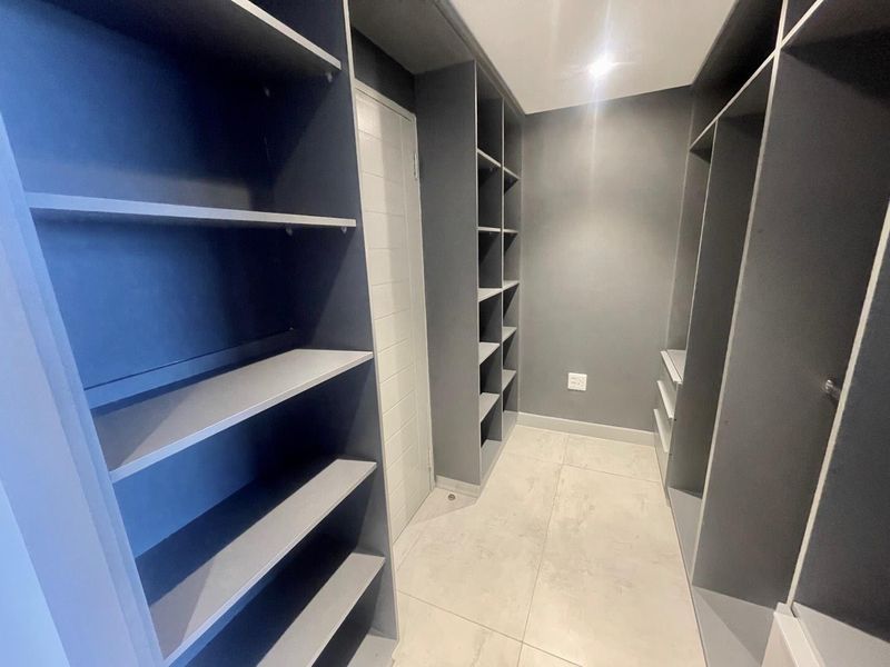 Hendra - Ultra-Modern 2-Bedroom Apartment with Endless Ocean Views - Photo 6