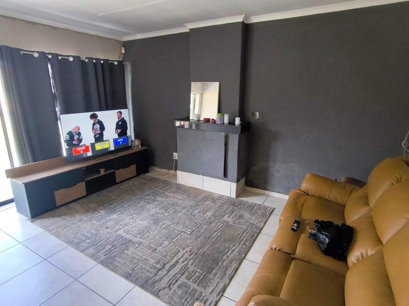 Perfect starter home! - Photo 6