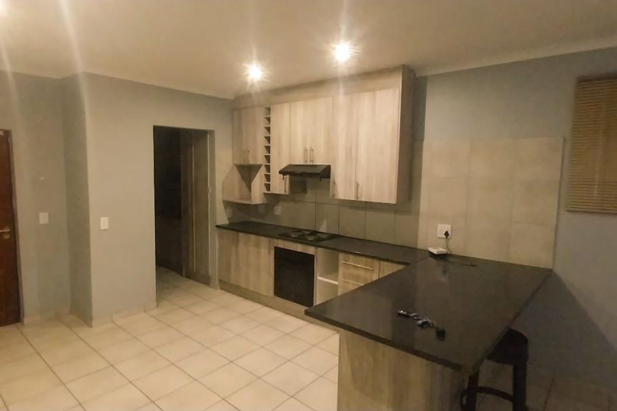 3 Bedroom House In Pomona Bel -Air Brentwwood Park - Photo 3