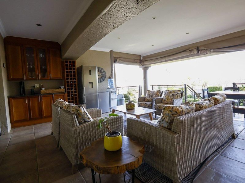 Exclusive Luxury Living in the Prestigious Centurion Golf Estate - Photo 8