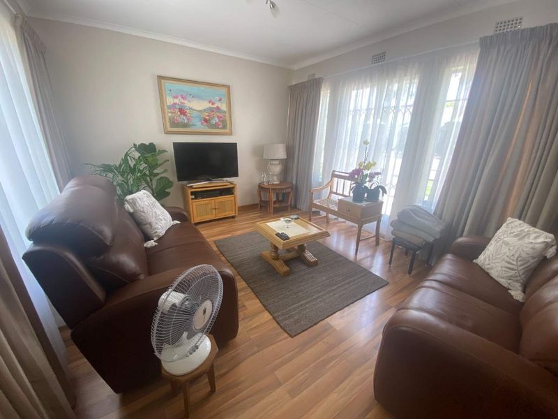 Looking for Estate Living? - Photo 10