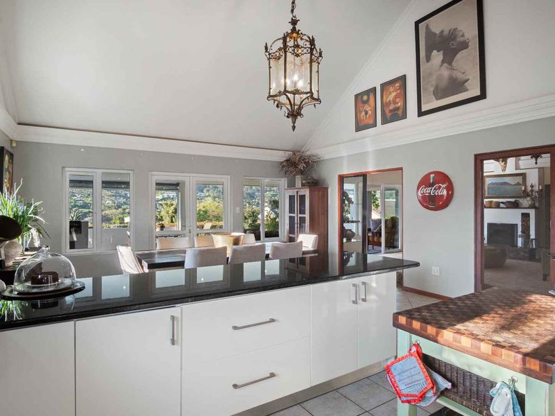 Karoo Farmhouse in Sunny Oakhurst - Photo 8