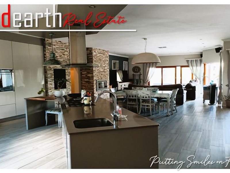 "Versatile Luxury" - Photo 9