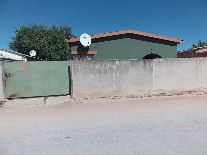 GROOTFONTEIN HOUSE FOR SALE - Photo 2