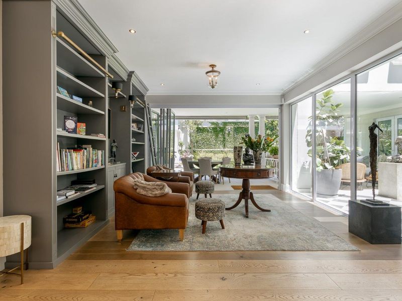 LUXURIOUS 4 BEDROOM FAMILY HOME FOR SALE IN BRYANSTON - Photo 9