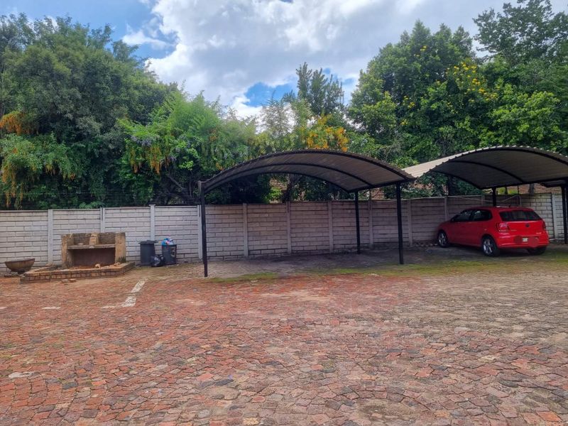 Lock Up and Go Family Apartment - Photo 7