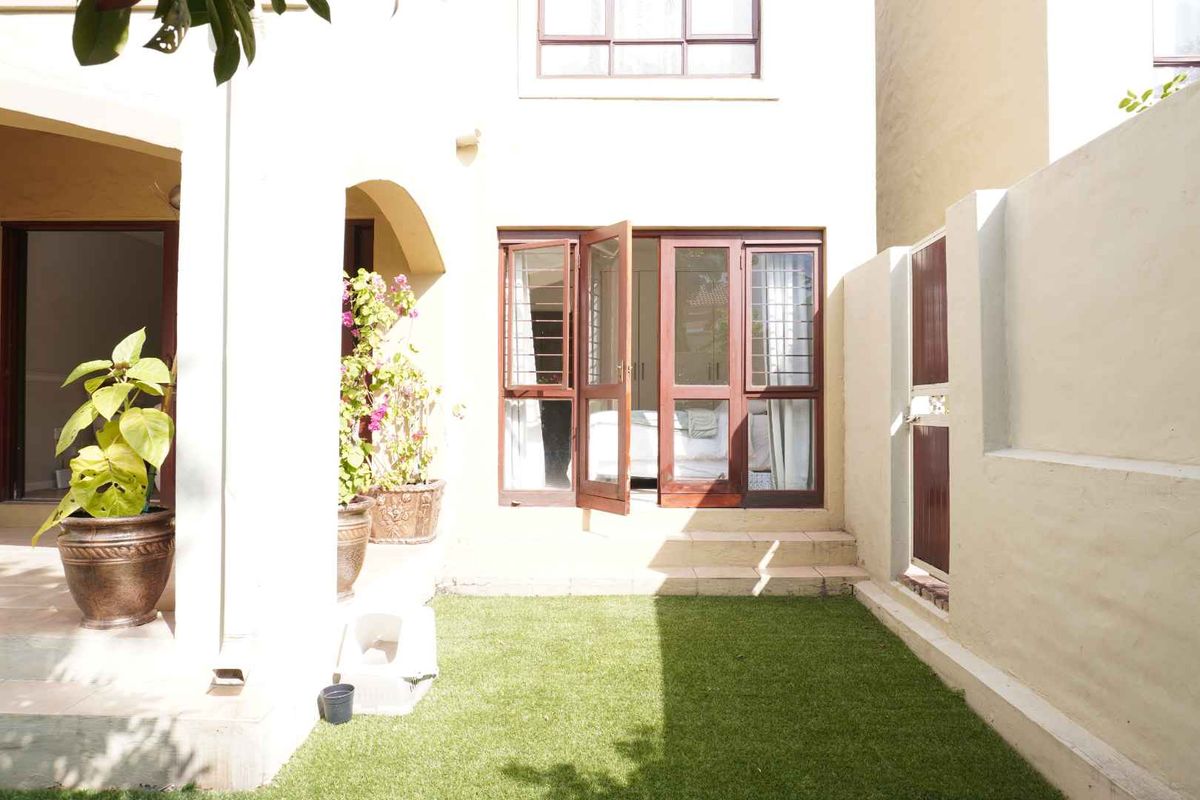 2 BED 1 BATH GARDEN APARTMENT MORNINGSIDE FOR SALE - Photo 3