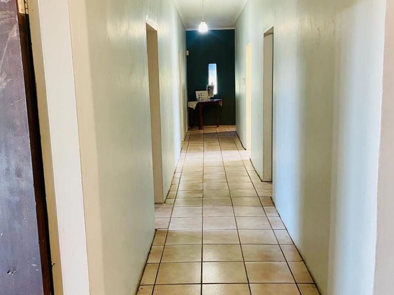 Prime 16 HA property - Photo 5