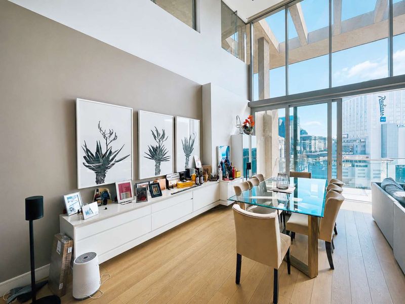 3 Bed Fully Furnished Penthouse for Rent in Sandown - Photo 7