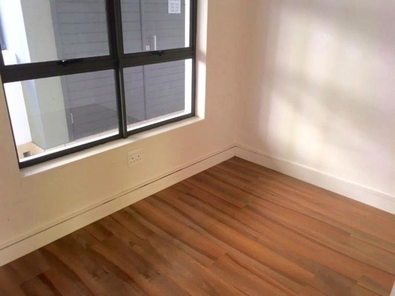 2 bedroom 1 bath Apartment in Rivonia - Photo 7