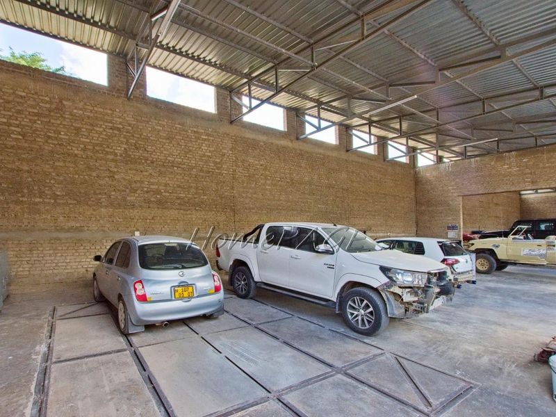 Otjiwarongo:  Industrial Property WITH LOADS OF POTENTIAL is for sale - Photo 9