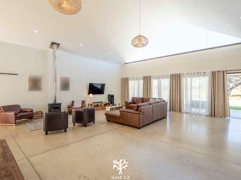 Family Home For Sale | Omeya Golf Estate | N$6 200 000 - Photo 6