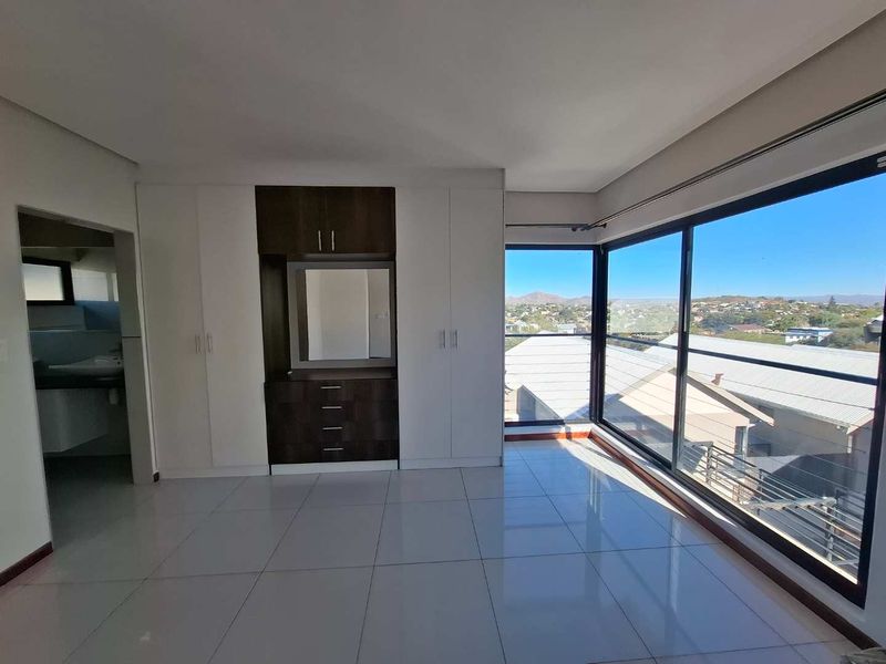 Luxury townhouse in Auasblick - Photo 4
